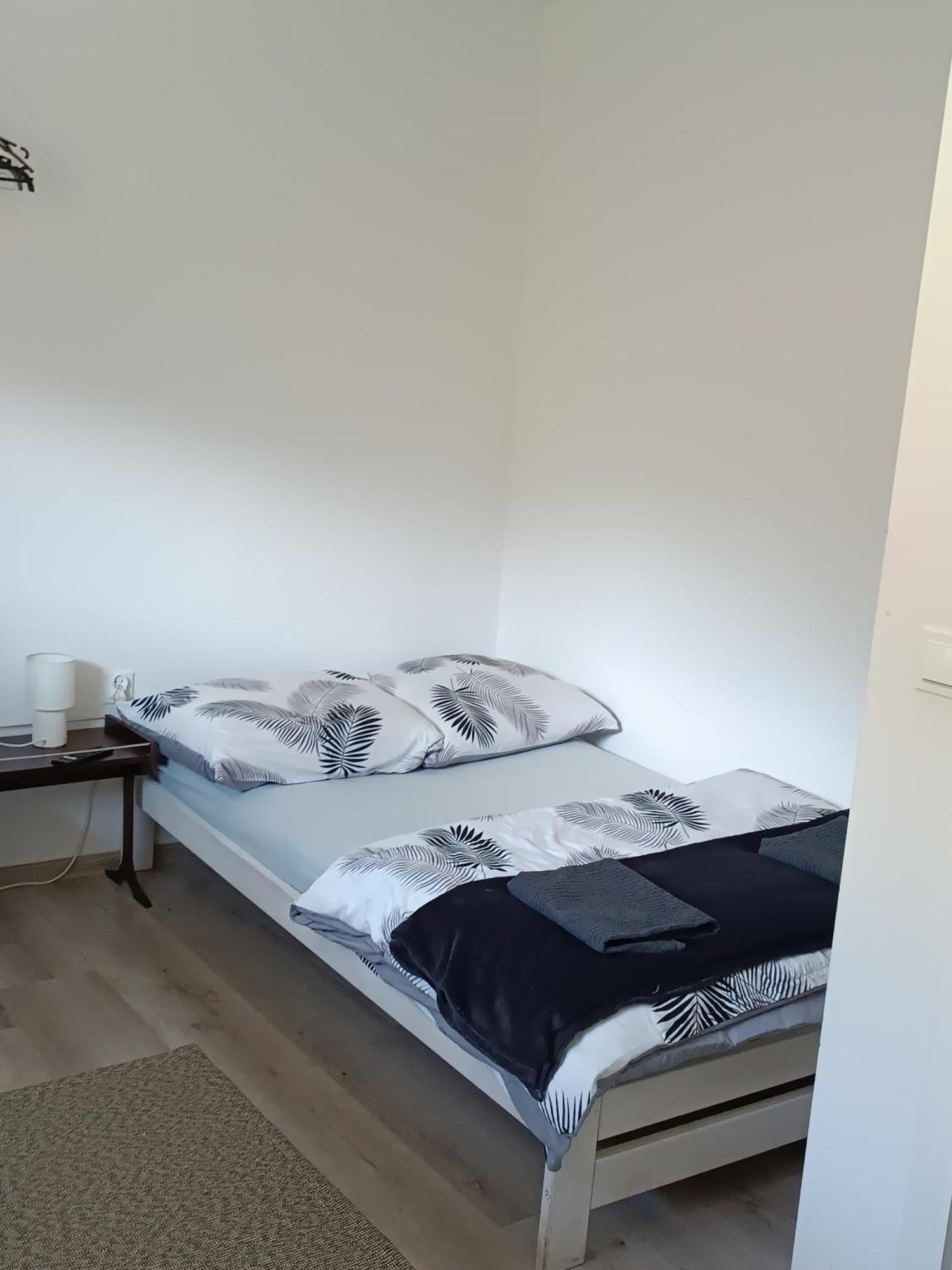 Stas-Przy Szkole Nr3 W Skawie Skawa Eksteriør billede